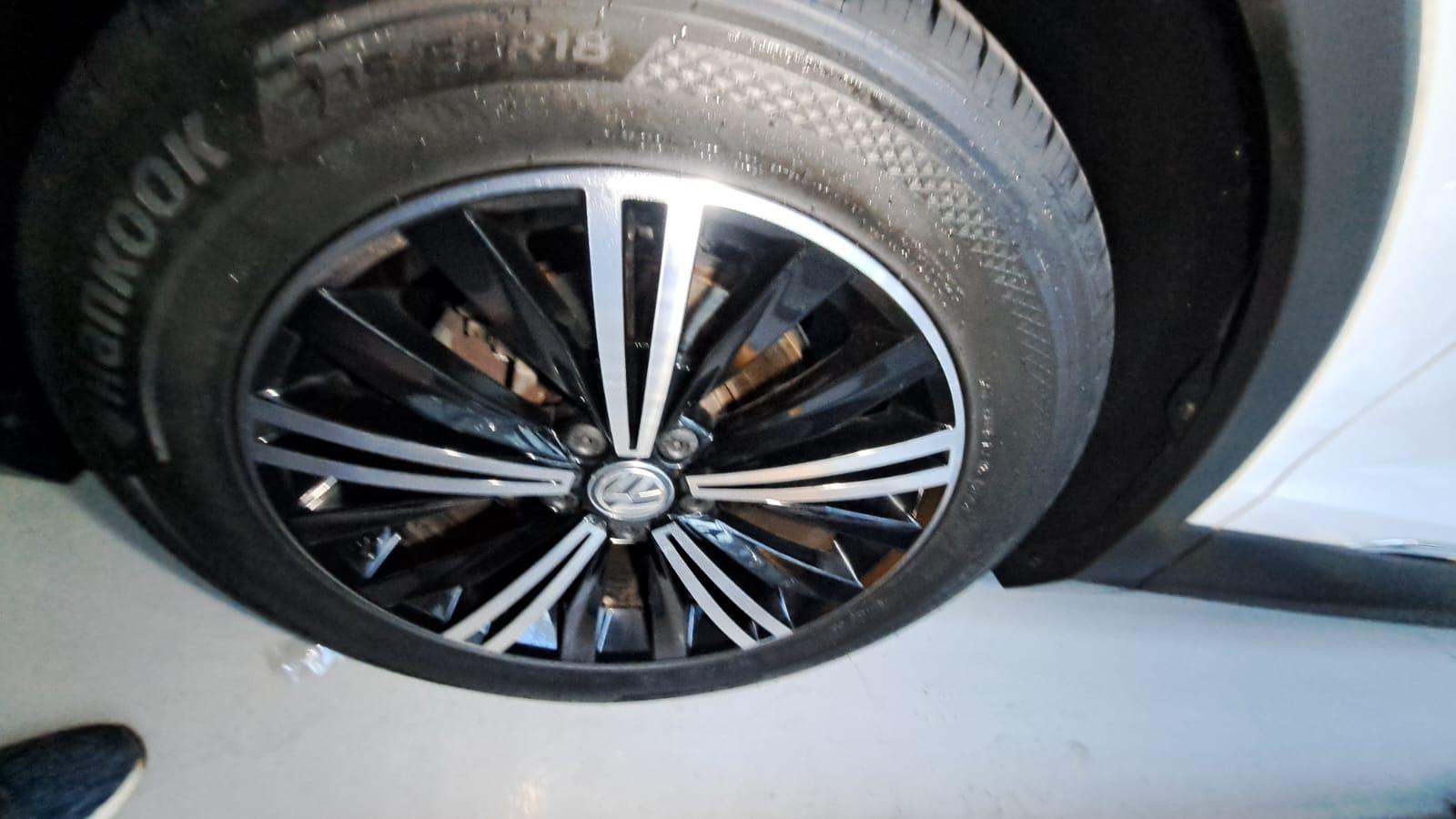 VW Tiguan 2.0 TDI Prestige VIN: 