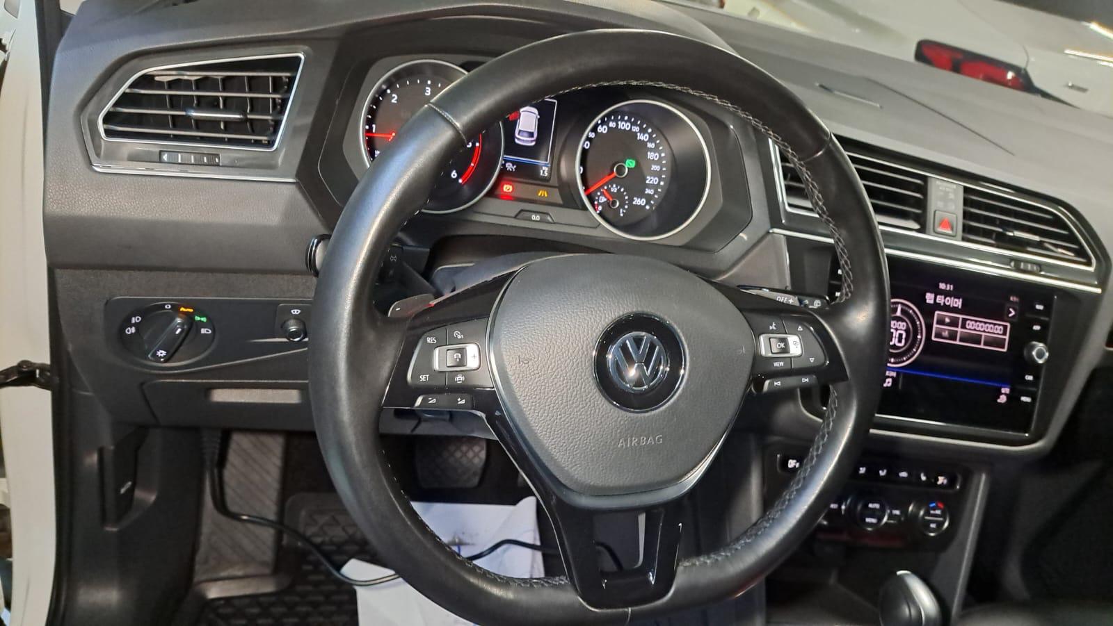 VW Tiguan 2.0 TDI Prestige VIN: 